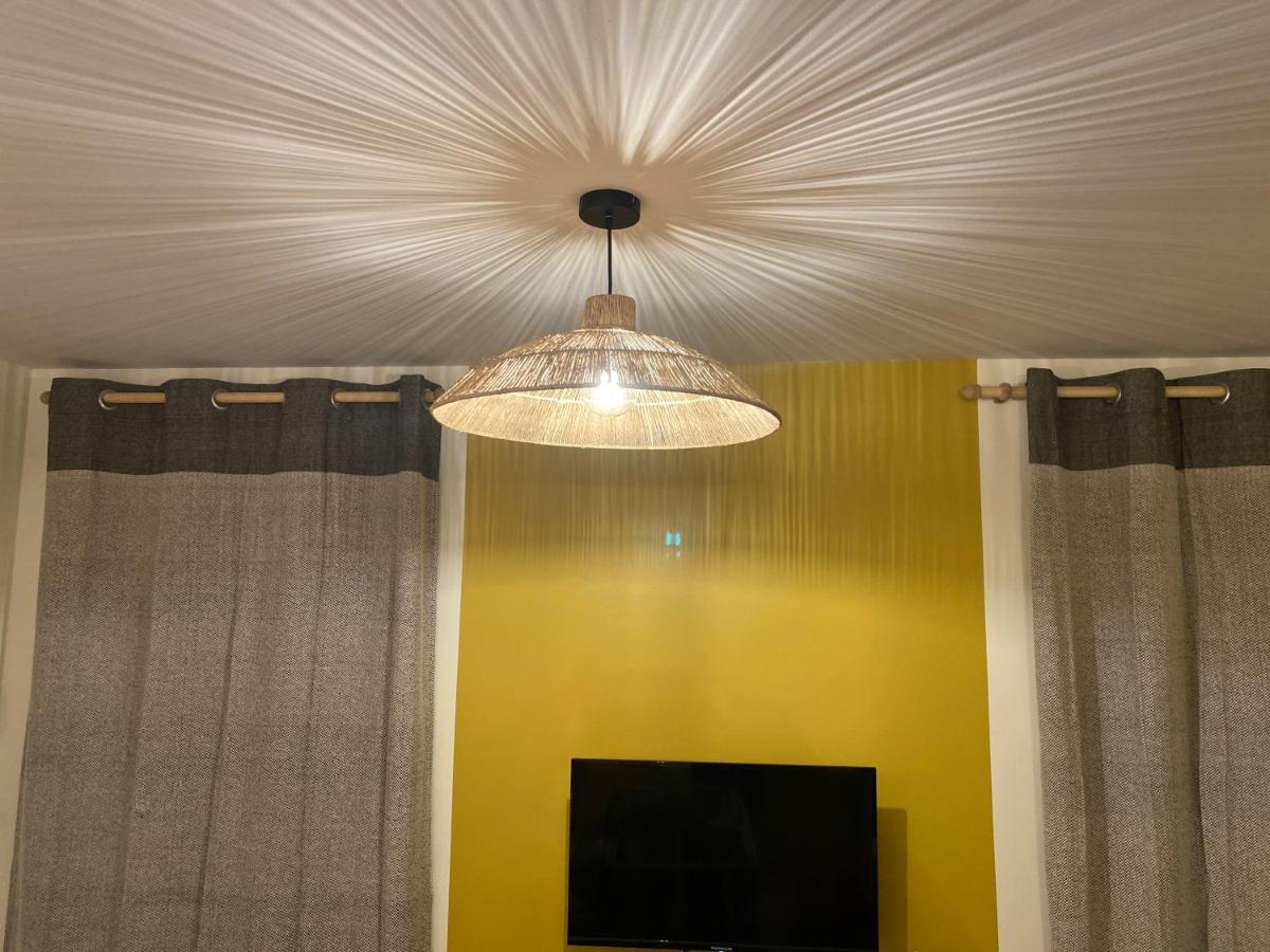 Exceptionnel ! Superbe Appartement Refait A Neuf En Rez-De-Chaussee Avec Parking Prive Castres  Exteriér fotografie