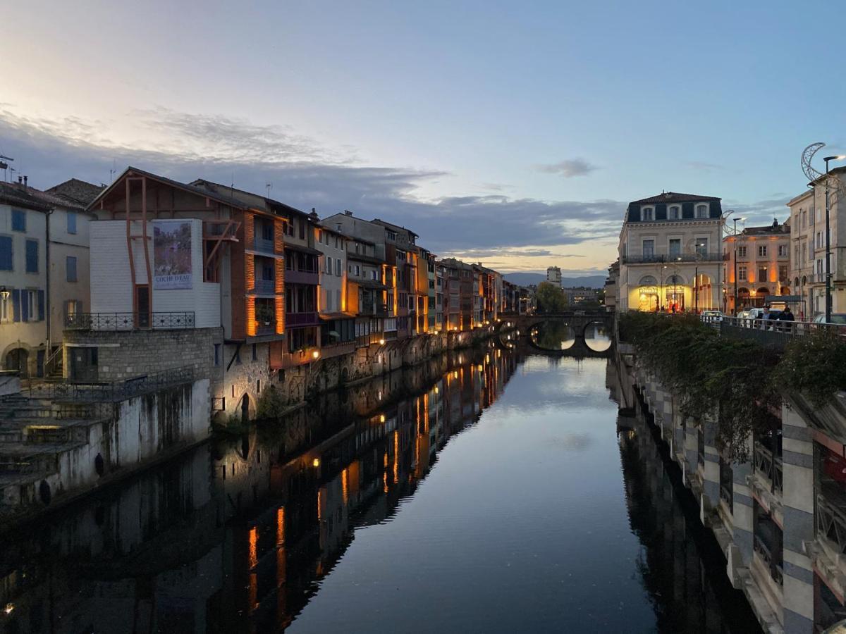Exceptionnel ! Superbe Appartement Refait A Neuf En Rez-De-Chaussee Avec Parking Prive Castres  Exteriér fotografie